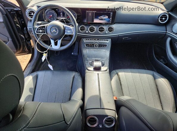 WDDZF4KB8KA619914 2019 MERCEDES-BENZ E Black Vista del salpicadero