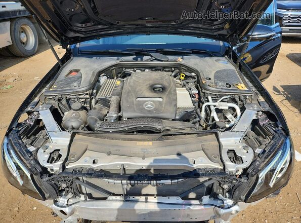 WDDZF4KB8KA619914 2019 MERCEDES-BENZ E Black Vista interior trasera