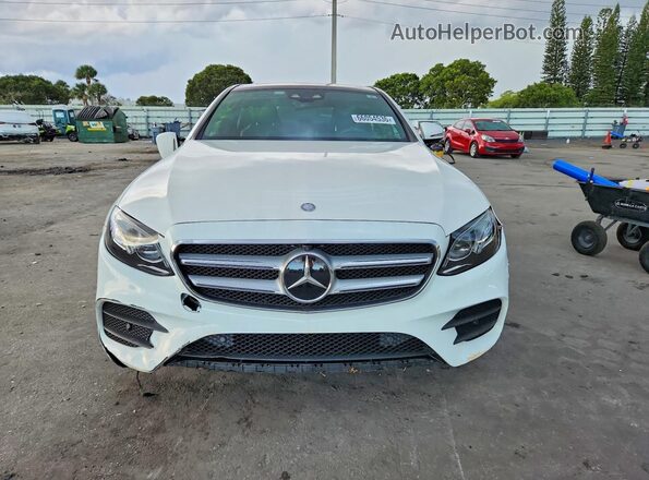 WDDZF4KBXHA019372 2017 MERCEDES-BENZ E Белый Вид спереди