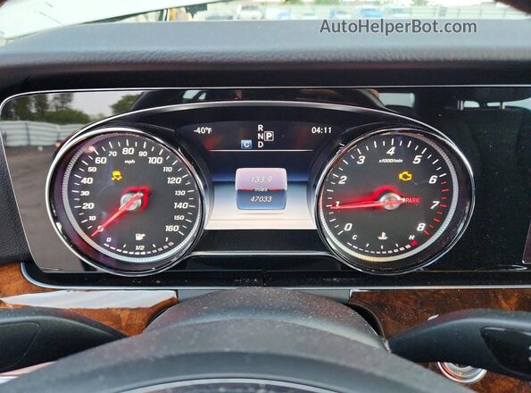 WDDZF4KBXHA019372 2017 MERCEDES-BENZ E Белый Вид щитка приборов