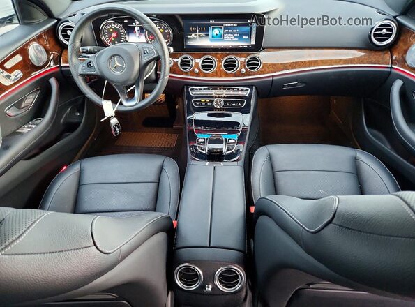 WDDZF4KBXHA019372 2017 MERCEDES-BENZ E Белый Вид панели приборов