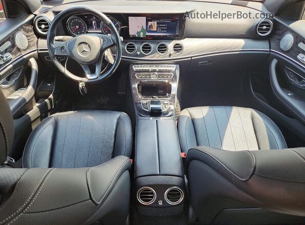 WDDZF4KBXHA122355 2017 MERCEDES-BENZ E Красный Вид панели приборов