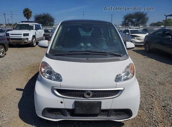 WMEEJ9AA8GK843247 2016 SMART FORTWO White წინა ხედი