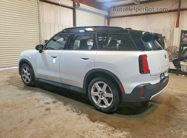 WMZ23GA09V7V63070 2027 MINI COUNTRYMAN Белый Задняя левая четверть