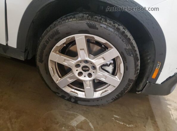 WMZ23GA09V7V63070 2027 MINI COUNTRYMAN Белый Панорамный вид салона 360°