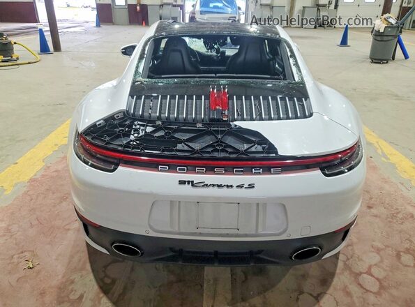 WP0AB2A96LS229573 2020 PORSCHE 911 White Widok z tyłu