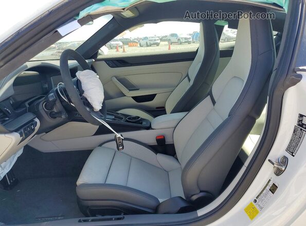 WP0AB2A99TS227008 2026 PORSCHE 911 White Вид салону спереду