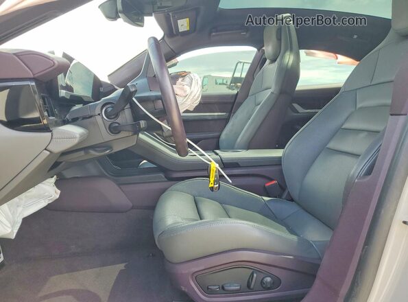 WP0AB2Y11RSA35187 2024 PORSCHE TAYCAN Gray Вид салону спереду