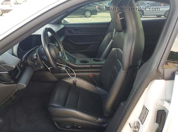 WP0AB2Y16LSA53949 2020 PORSCHE TAYCAN White წინა სალონის ხედი