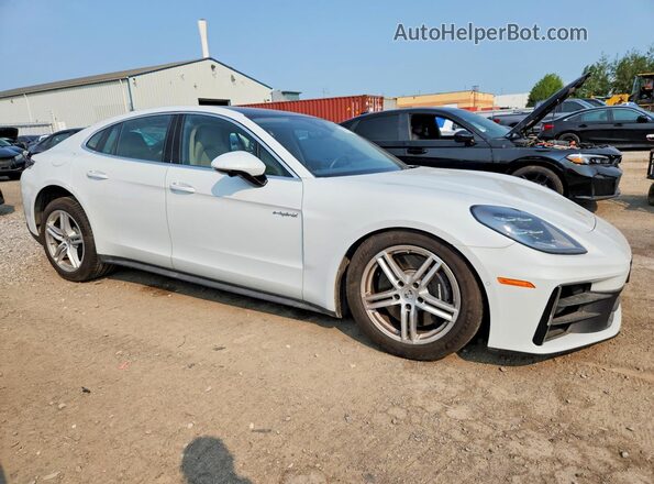 WP0AE2YA5SL045578 2025 PORSCHE PANAMERA Белый Передняя правая четверть