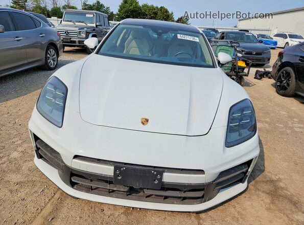 WP0AE2YA5SL045578 2025 PORSCHE PANAMERA Белый Вид спереди