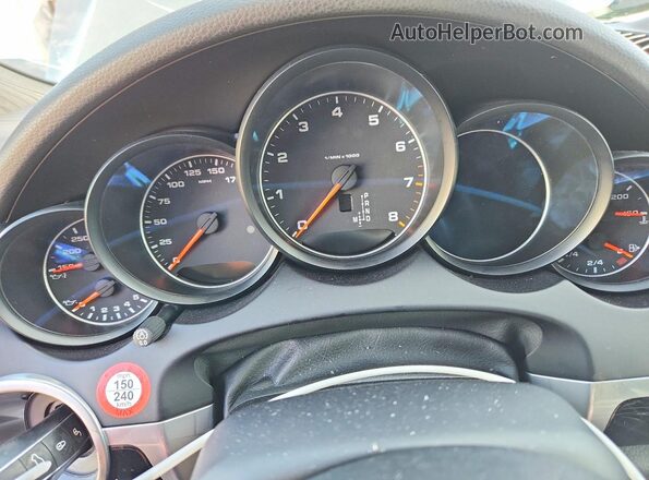 WP1AA2A20HKA90181 2017 PORSCHE CAYENNE Gray Սարքավորումների վահանակի տեսք