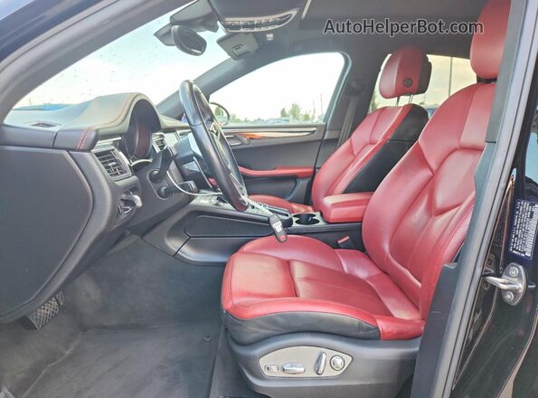 WP1AA2A50JLB06261 2018 PORSCHE MACAN Черный Вид салона спереди