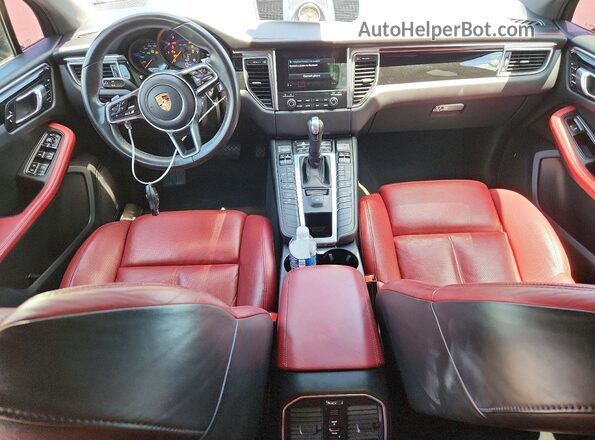 WP1AA2A50JLB06261 2018 PORSCHE MACAN Черный Вид панели приборов