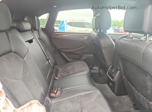 WP1AA2A56HLB01043 2017 PORSCHE MACAN Silver უკანა სალონის ხედი
