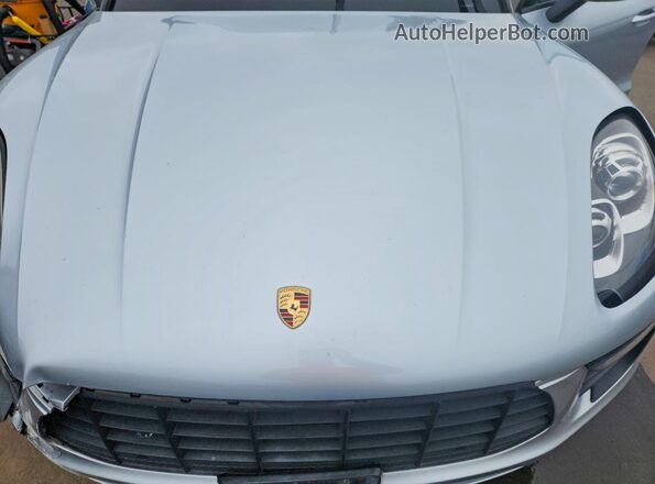 WP1AA2A56HLB01043 2017 PORSCHE MACAN Silver ძრავის განყოფილების ხედი