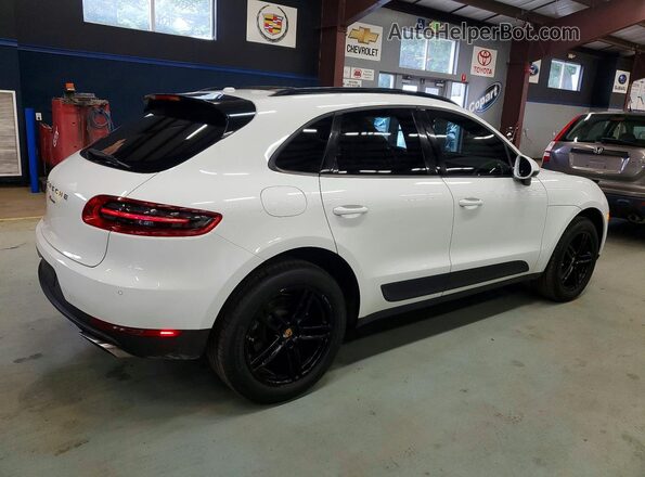 WP1AA2A57HLB08065 2017 PORSCHE MACAN White Задня права чверть