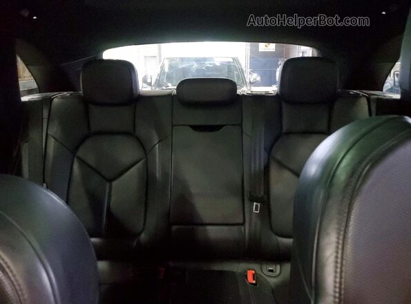 WP1AA2A57HLB08065 2017 PORSCHE MACAN White Вид задніх сидінь