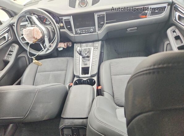 WP1AA2A58JLB16617 2018 PORSCHE MACAN White Vista del salpicadero