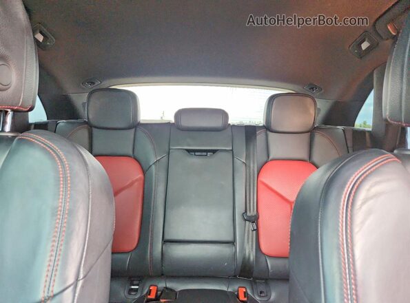 WP1AA2A59LLB10246 2020 PORSCHE MACAN White Вид задніх сидінь