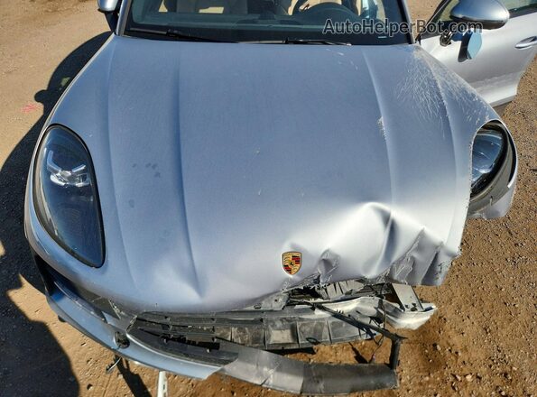 WP1AA2A59MLB02763 2021 PORSCHE MACAN Silver ძრავის განყოფილების ხედი