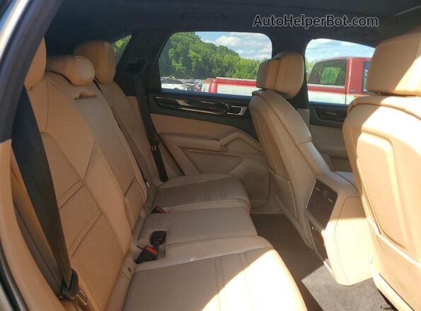 WP1AA2AY5KDA12141 2019 PORSCHE CAYENNE Blue Вид задньої частини салону