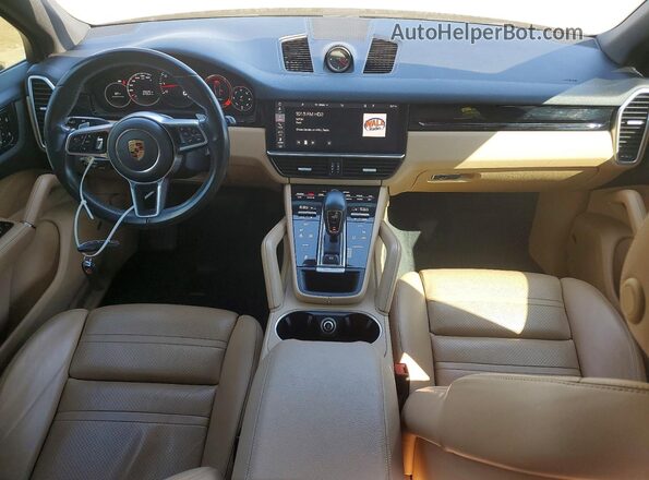 WP1AA2AY5KDA12141 2019 PORSCHE CAYENNE Blue Вид панелі приладів