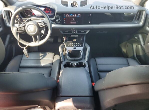 WP1AA2AYXSDA01507 2025 PORSCHE CAYENNE Black Vista del salpicadero