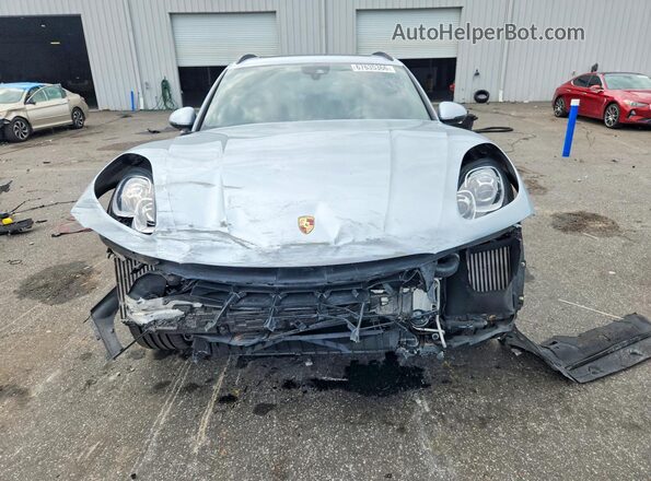 WP1AB2A52JLB35502 2018 PORSCHE MACAN Silver Front view