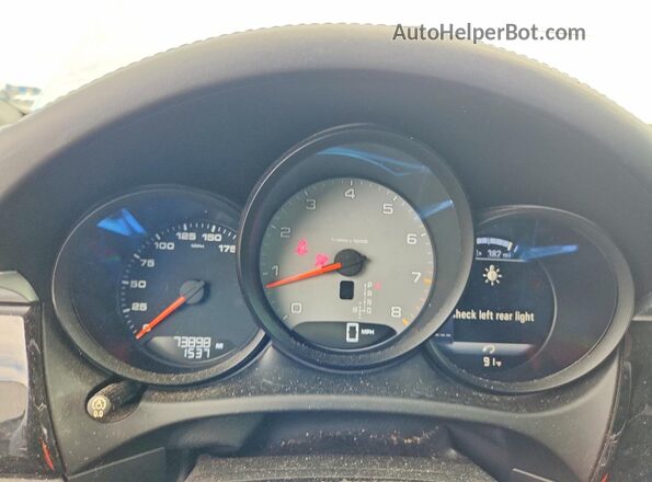 WP1AB2A52JLB35502 2018 PORSCHE MACAN Silver Instrument cluster view