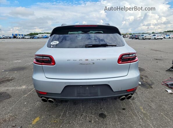 WP1AB2A52JLB35502 2018 PORSCHE MACAN Silver Rear view