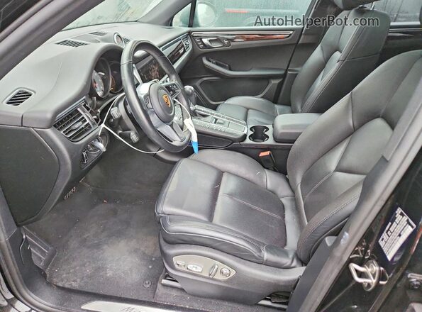 WP1AB2A54MLB34436 2021 PORSCHE MACAN Черный Вид салона спереди