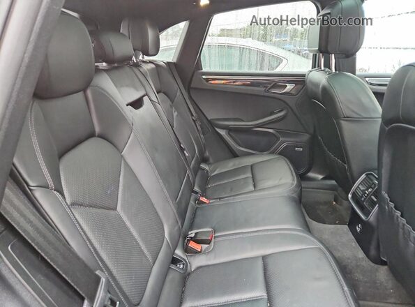 WP1AB2A54MLB34436 2021 PORSCHE MACAN Черный Вид задней части салона