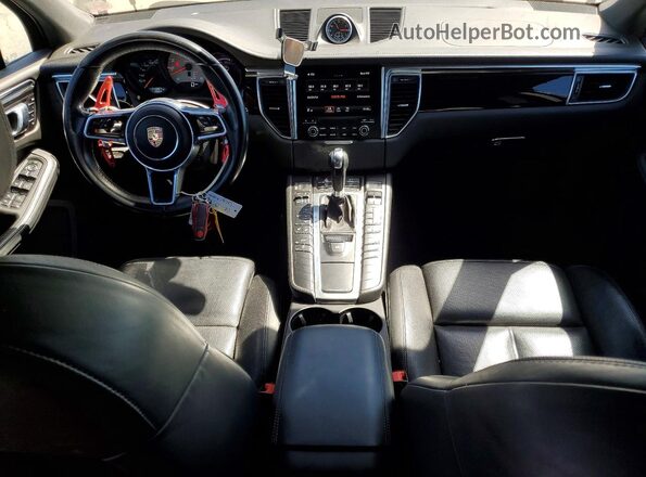 WP1AB2A58HLB12266 2017 PORSCHE MACAN Black წინა პანელის ხედი