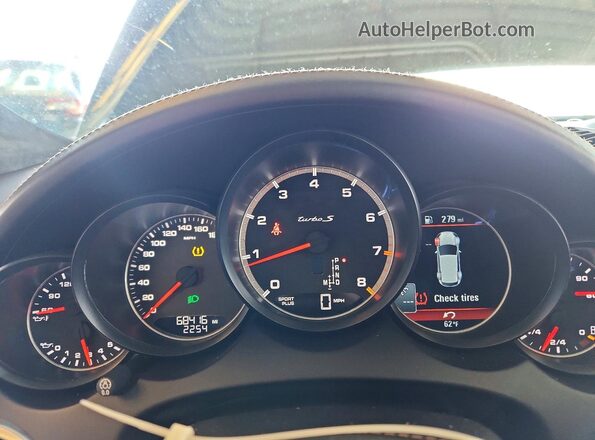 WP1AC2A26HLA97026 2017 PORSCHE CAYENNE Black Вид щитка приладів