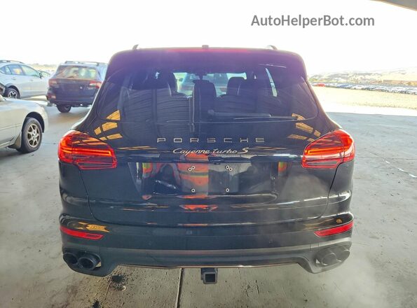 WP1AC2A26HLA97026 2017 PORSCHE CAYENNE Black Вид ззаду