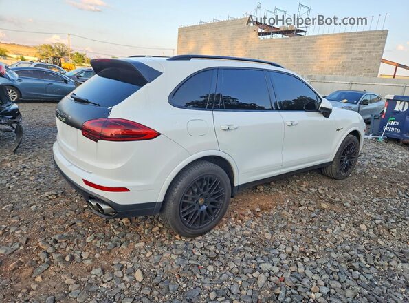WP1AE2A25HLA71480 2017 PORSCHE CAYENNE White Задня права чверть