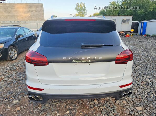 WP1AE2A25HLA71480 2017 PORSCHE CAYENNE White Вид ззаду