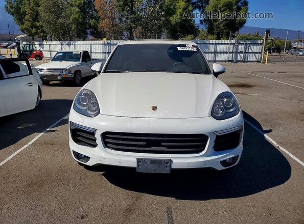 WP1AE2A27HLA75689 2017 PORSCHE CAYENNE White წინა ხედი