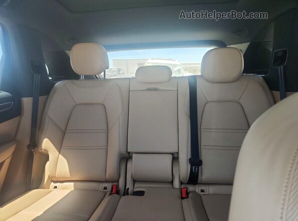 WP1AE2AY6KDA51633 2019 PORSCHE CAYENNE Black Rear seats view