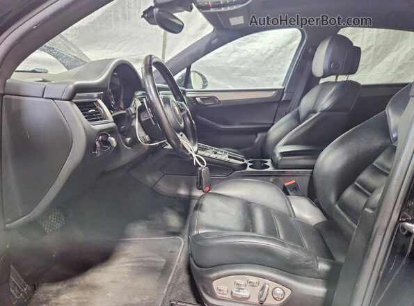 WP1AF2A59HLB61626 2017 PORSCHE MACAN Black Vista interior delantera