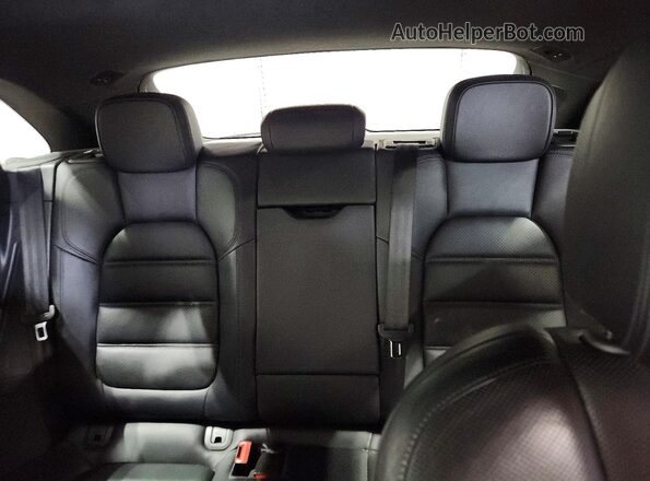 WP1AF2A59HLB61626 2017 PORSCHE MACAN Black Vista de los asientos traseros