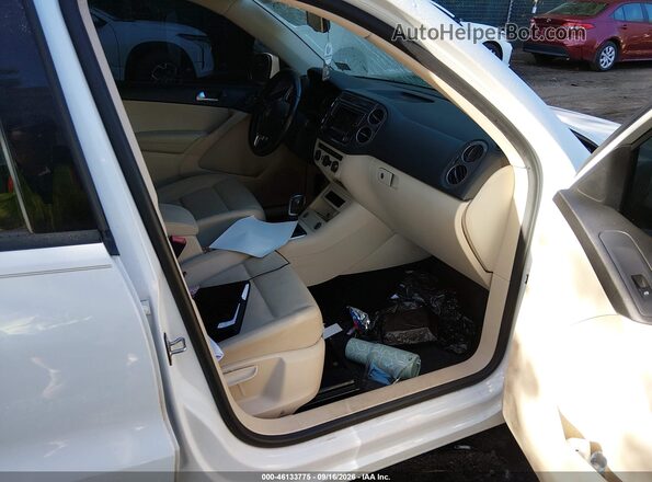 WVGAV7AX0GW507607 2016 VOLKSWAGEN TIGUAN White წინა სალონის ხედი