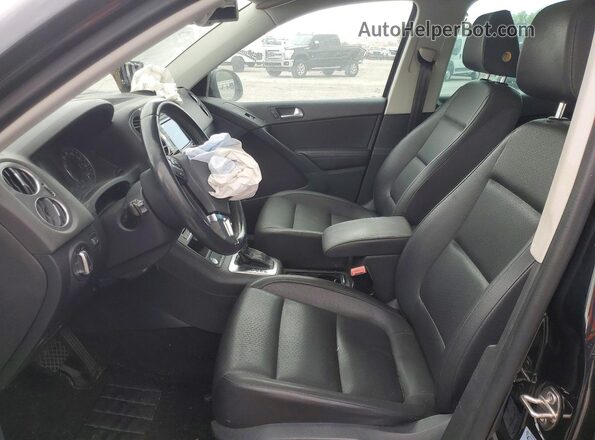 WVGAV7AX2GW554461 2016 VOLKSWAGEN TIGUAN Black Սալոնի դիմացի տեսք
