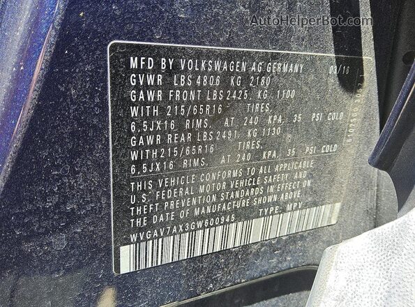 WVGAV7AX3GW600945 2016 VOLKSWAGEN TIGUAN Blue Engine compartment view