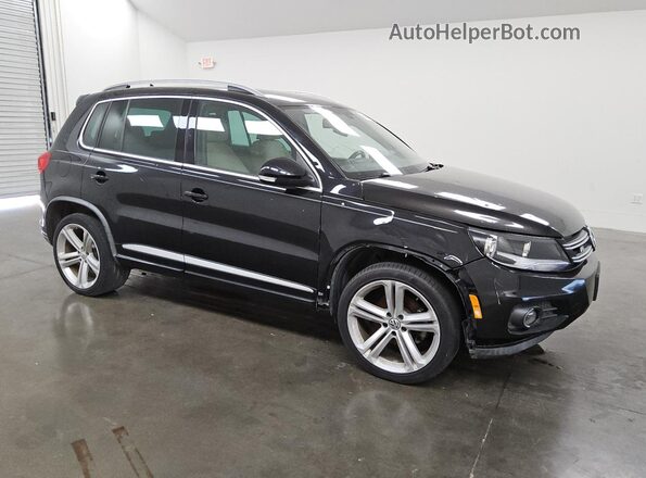 WVGAV7AX6GW088744 2016 VOLKSWAGEN TIGUAN Black 