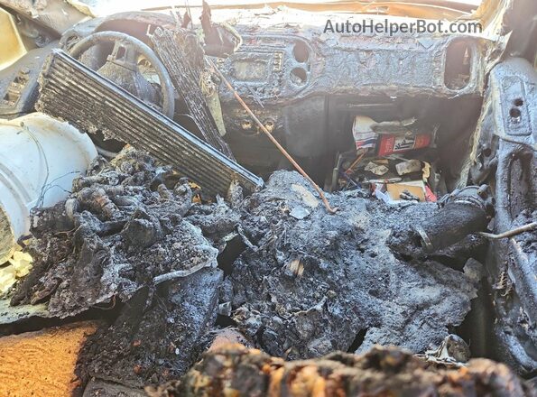 WVGBV7AX1GW532729 2016 VOLKSWAGEN TIGUAN Burn წინა პანელის ხედი