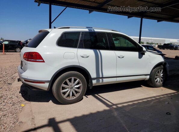 WVGEF7BP0HD003052 2017 VOLKSWAGEN TOUAREG White Հետևի աջ