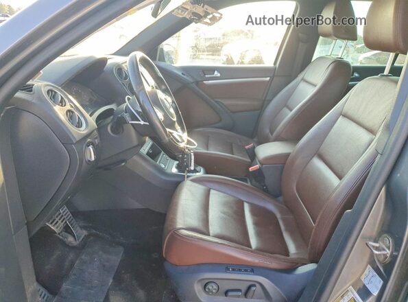 WVGJV7AX3GW607961 2016 VOLKSWAGEN TIGUAN Blue წინა სალონის ხედი