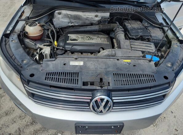WVGSV7AX0HK012319 2017 VOLKSWAGEN TIGUAN Серебряный Вид подкапотного пространства